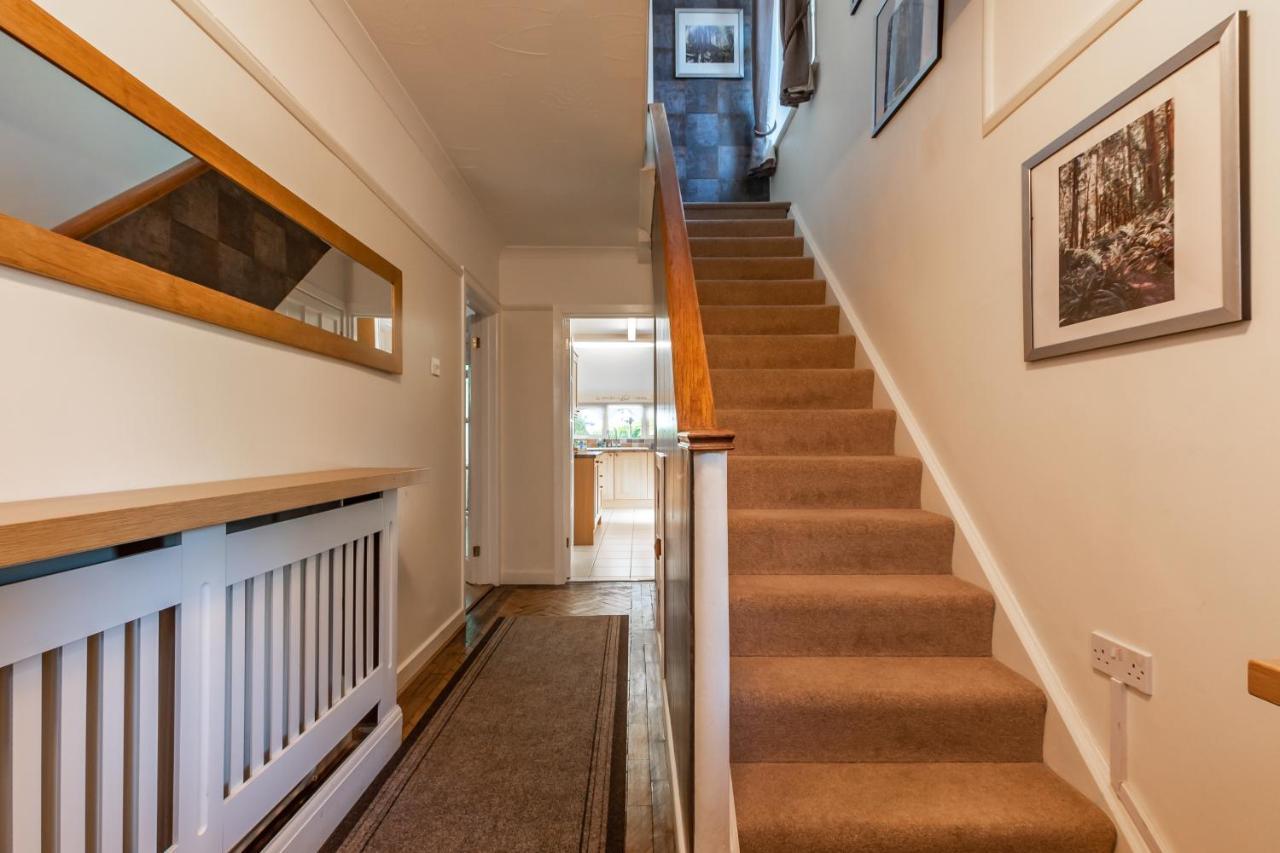Cheerful 3-Bedroom Douglas House With Patio Southampton Kültér fotó